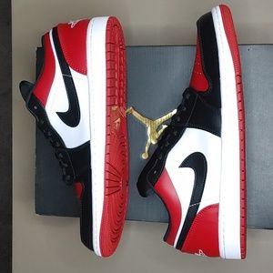 Jordan 1 Low Bred Toe Size 11.5
